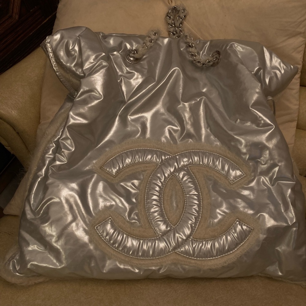 Chanel Silver Leather Classic Bag.
